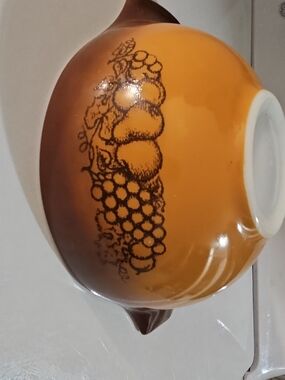 Pyrex Cinderella Mixing Bowl Old Orchard Pattern